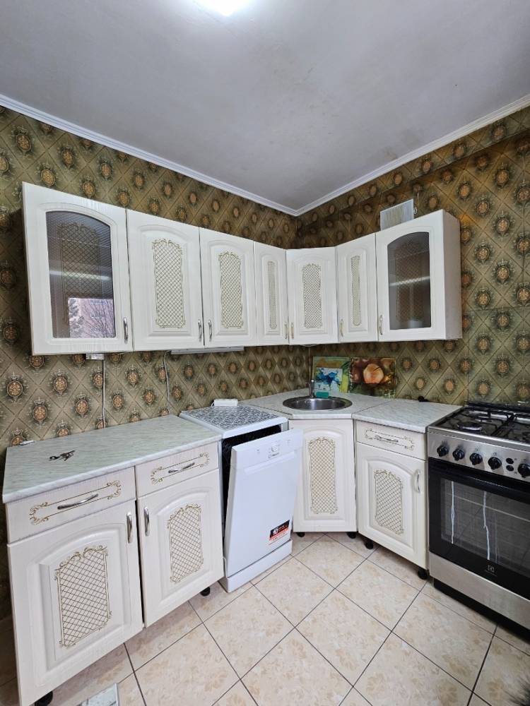 Ставропольский край, Ставрополь, Доваторцев ул.; Квартира 62м² 5/5 эт.