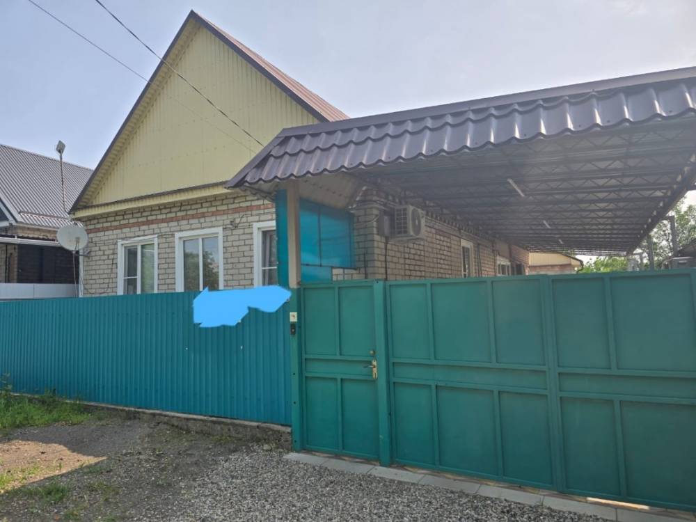 Ставропольский край, Новопавловск, Мира ул.; Дом 91м² 1 эт.