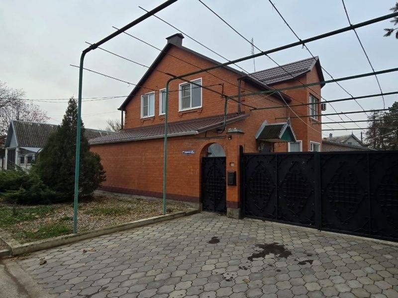 Ставропольский край, Новопавловск, Рабочая ул.; Дом 144м² 2 эт.
