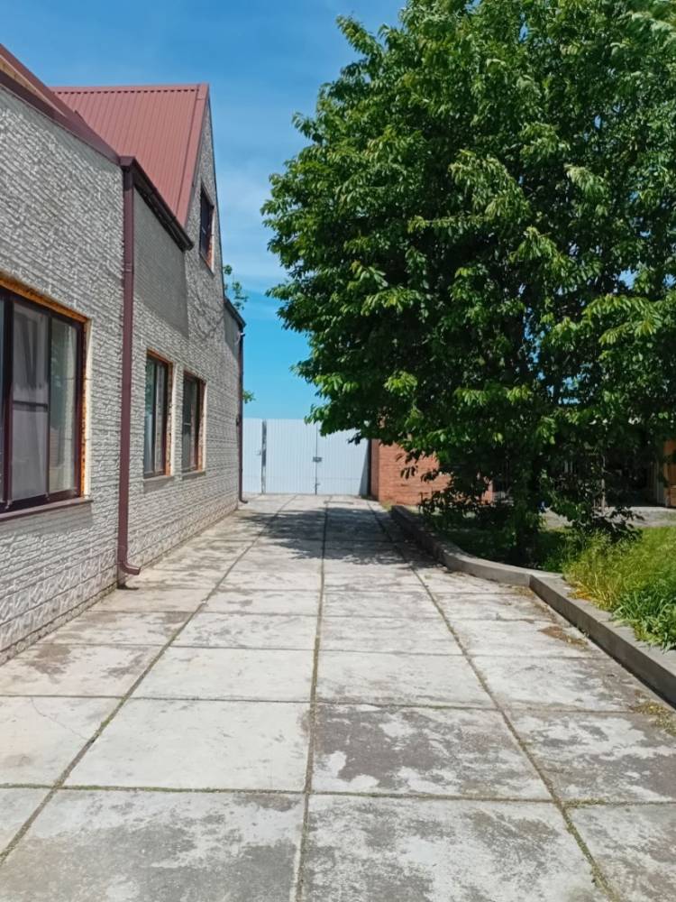 Ставропольский край, Новопавловск, Дачная ул.; Дом 140м² 2 эт.