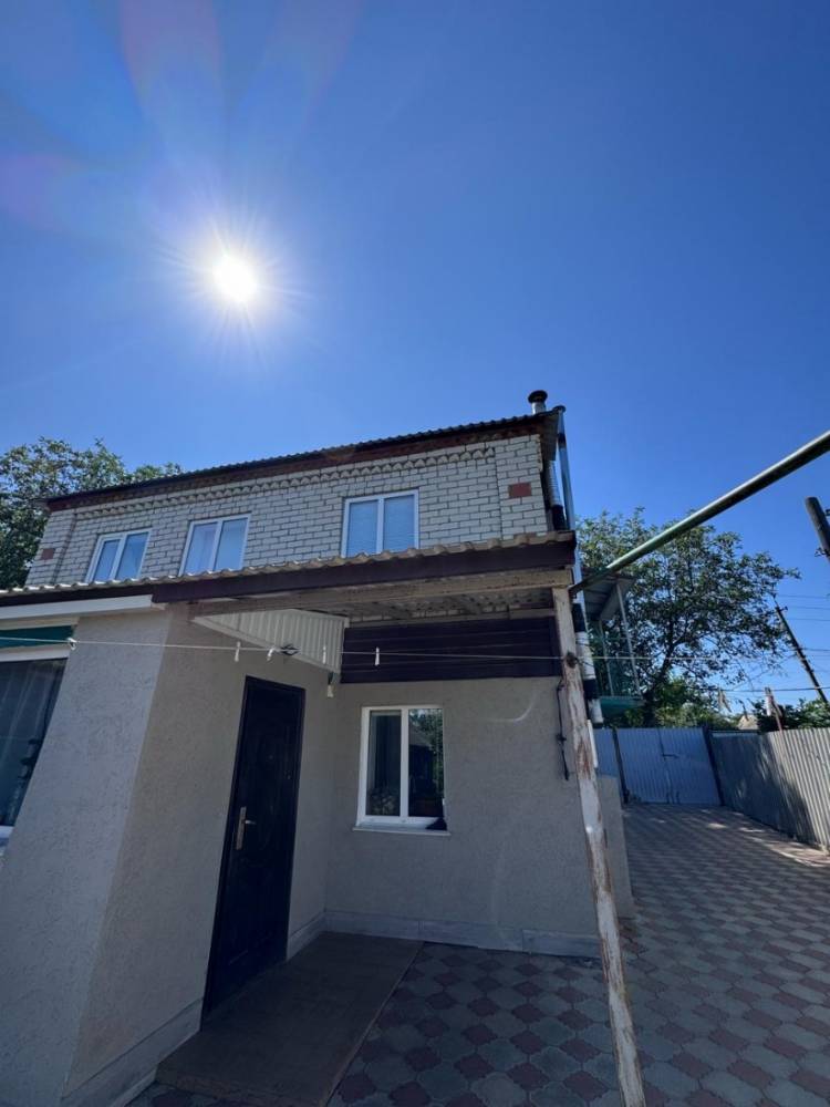 Ставропольский край, Михайловск, Гагарина ул.; Дом 123м² на участке 6 сот. 2 эт.