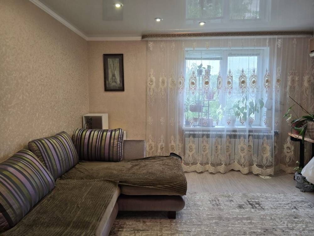 Ставропольский край, Новопавловск, Ставропольская ул.; Квартира 45м² 2/2 эт.