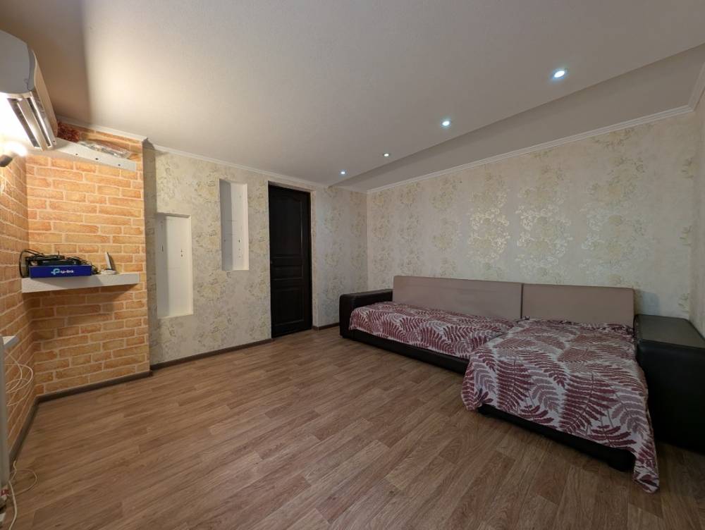 Ставропольский край, Новопавловск, Октябрьская ул.; Квартира 44м² 1/1 эт.