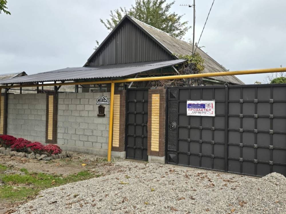 Ставропольский край, Кировский Район, Марьинская ст-ца, Ломоносова ул.; Дом 36м² на участке 10 сот. 1 эт.