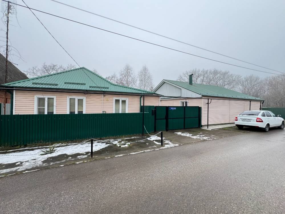 Ставропольский край, Кировский Район, Старопавловская ст-ца, Набережная ул.; Дом 91м² 1 эт.